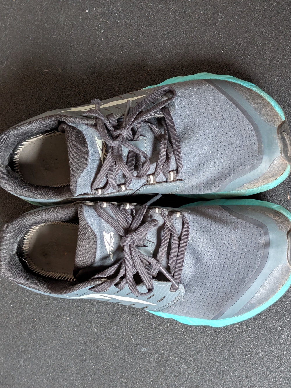 Altra Superior 5 - Women's Size 9.5